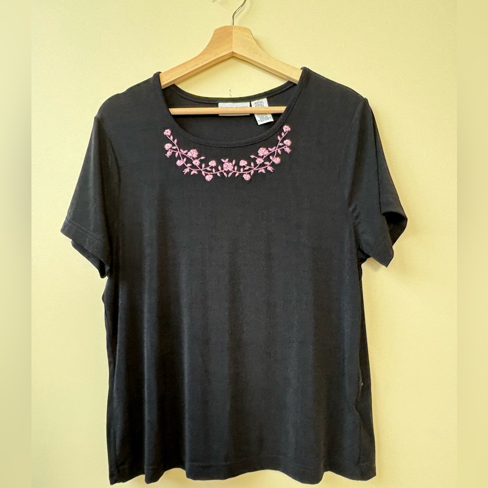 Jaclyn Smith - Black Tee with Pink Floral Design - Size XL